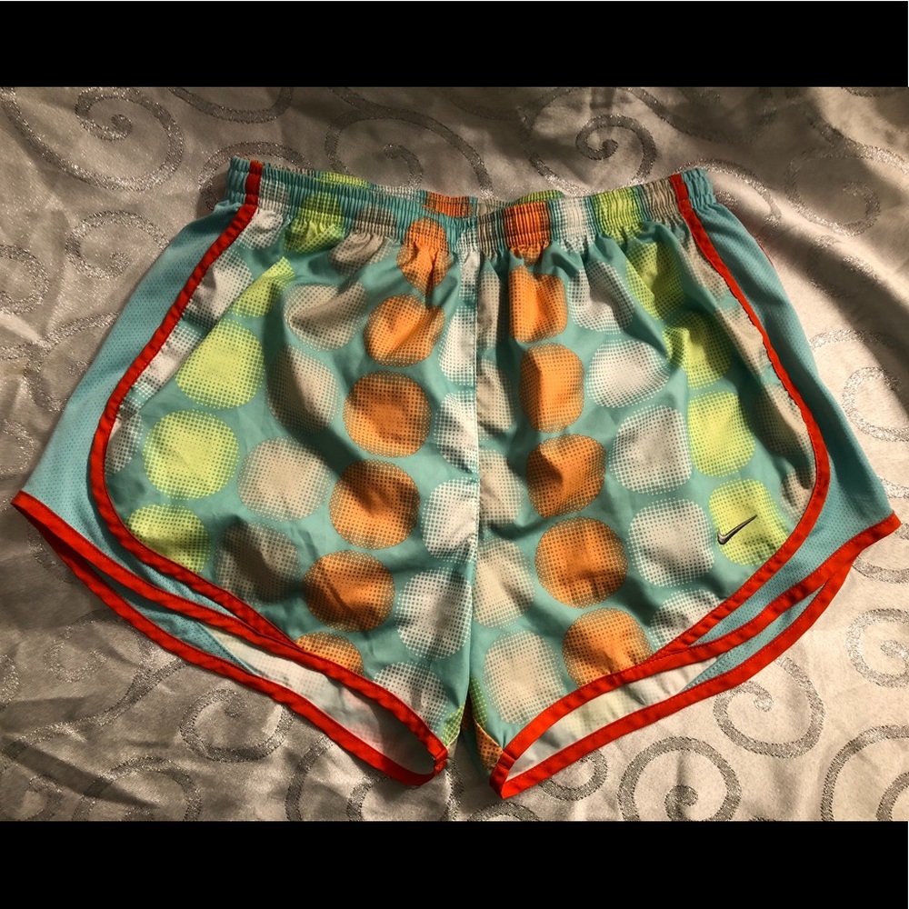 Nike Multicolor Dot Shorts Size M